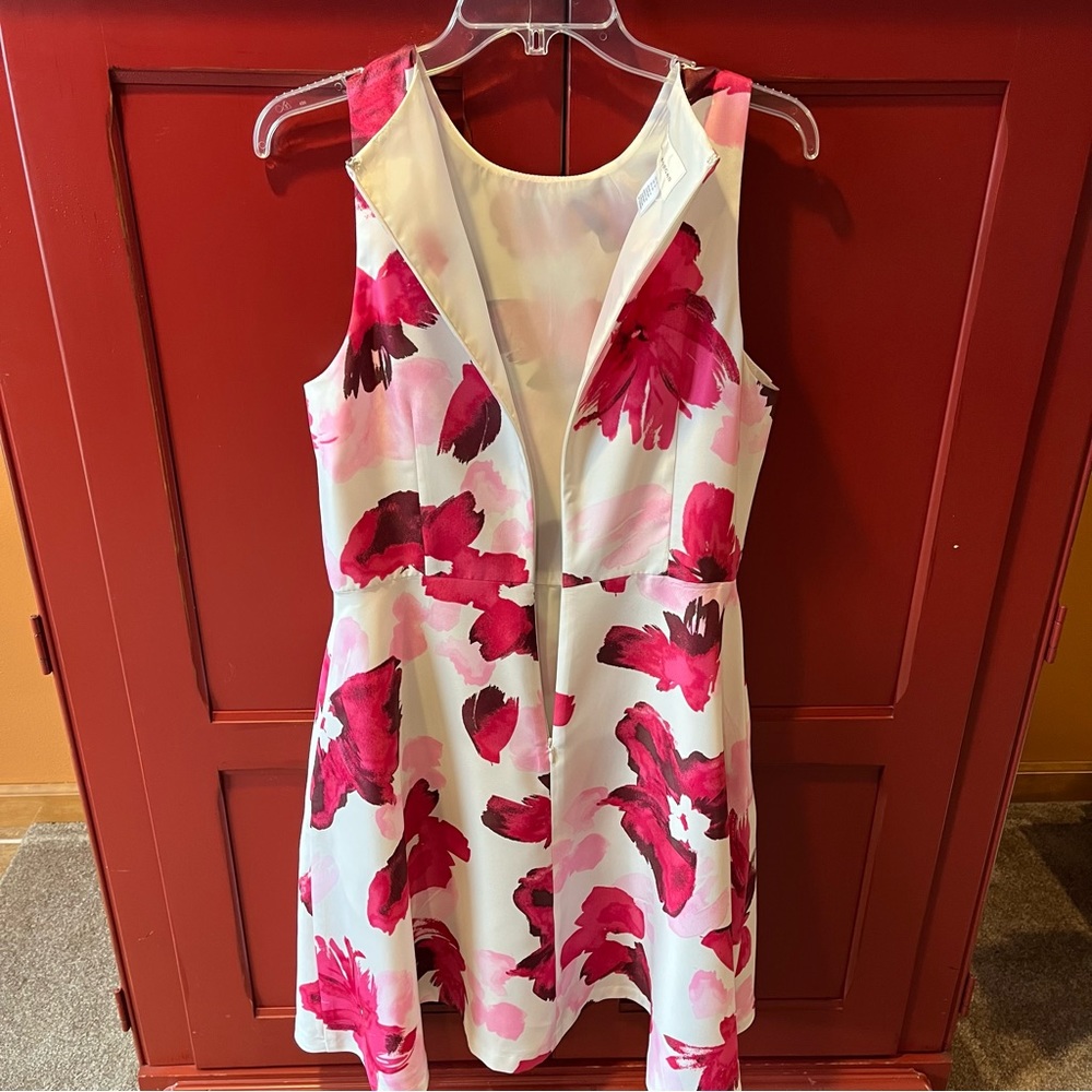 Donna Morgan Dress - Size 10 - Picture 4 of 8